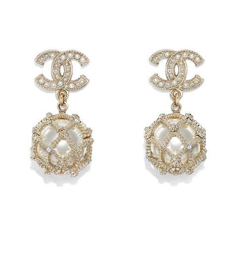 chanel earring online store.